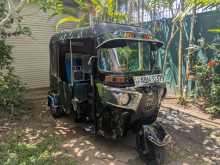 Bajaj 4 Stroke 2016 Three Wheel