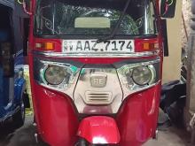 Bajaj 4 Stroke 2015 Three Wheel