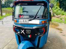 Bajaj 4 Stroke 2014 Three Wheel