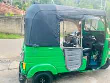 Bajaj 4 Stroke 2017 Three Wheel