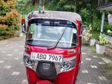 Bajaj 4 Stroke 2017 Three Wheel