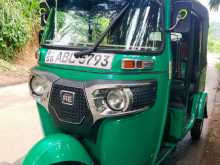 Bajaj 4 Stroke 2017 Three Wheel
