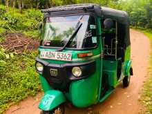 Bajaj 4 Stroke 2017 Three Wheel