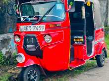Bajaj 4 Stroke 2018 Three Wheel