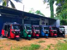 Bajaj 4 Stroke 2018 Three Wheel