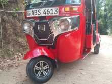 Bajaj 4 Stroke 2018 Three Wheel