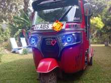 Bajaj 4 Stroke 2018 Three Wheel