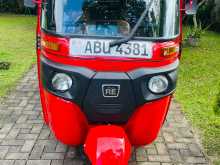 Bajaj 4 Stroke 2019 Three Wheel