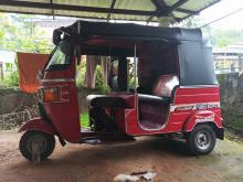 Bajaj 4 Stroke 2010 Three Wheel