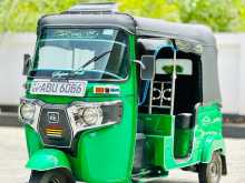 Bajaj 4 Stroke 2020 Three Wheel