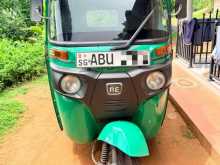 Bajaj 4 Stroke 2020 Three Wheel