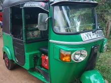 Bajaj 4 Stroke 2012 Three Wheel