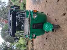 Bajaj 4 Stroke 2010 Three Wheel