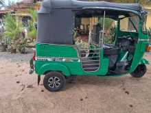 https://riyasewana.com/uploads/bajaj-4-stroke-21643344293.jpg