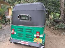 https://riyasewana.com/uploads/bajaj-4-stroke-21644156534.jpg