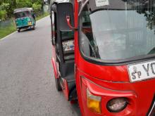 Bajaj 4 Stroke 2010 Three Wheel