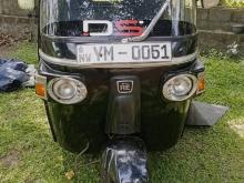 Bajaj 4 Stroke 2011 Three Wheel