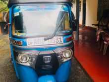 Bajaj 4 Stroke 2017 Three Wheel