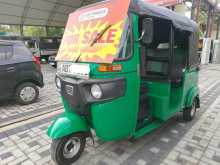 Bajaj 4 Stroke 2019 Three Wheel