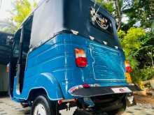 Bajaj 4 Stroke 2013 Three Wheel
