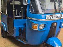 Bajaj 4 Stroke 2010 Three Wheel