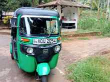Bajaj 4 Stroke 2020 Three Wheel