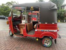 https://riyasewana.com/uploads/bajaj-4-stroke-2210363024861.jpg