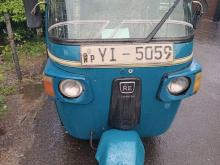 Bajaj 4 Stroke 2011 Three Wheel