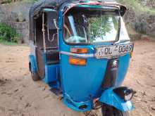 https://riyasewana.com/uploads/bajaj-4-stroke-221239124182.jpg