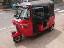 https://riyasewana.com/uploads/bajaj-4-stroke-221346054593.jpg