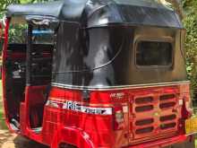 https://riyasewana.com/uploads/bajaj-4-stroke-22211554233.jpg