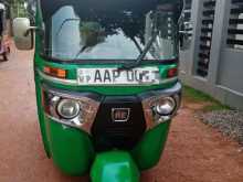 Bajaj 4 Stroke 2014 Three Wheel