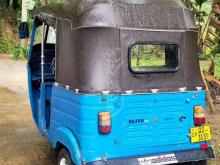 https://riyasewana.com/uploads/bajaj-4-stroke-2272325454224.jpg