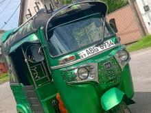 Bajaj 4 Stroke 2015 Three Wheel