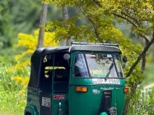 Bajaj 4 Stroke 2008 Three Wheel