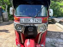 Bajaj 4 Stroke 2016 Three Wheel