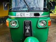 Bajaj 4 Stroke 2010 Three Wheel