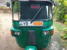 Bajaj 4 Stroke 2010 Three Wheel