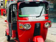 https://riyasewana.com/uploads/bajaj-4-stroke-24114022352.jpg