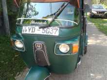 Bajaj 4 Stroke 2010 Three Wheel