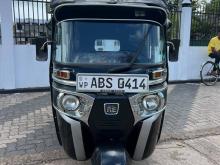 Bajaj 4 Stroke 2018 Three Wheel