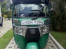 Bajaj 4 Stroke 2016 Three Wheel