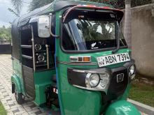 https://riyasewana.com/uploads/bajaj-4-stroke-2416572917883.jpg