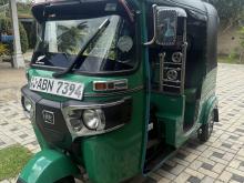 https://riyasewana.com/uploads/bajaj-4-stroke-2416573117104.jpg