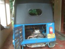 Bajaj 4 Stroke 2016 Three Wheel