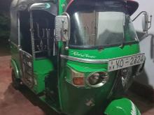 Bajaj 4 Stroke 2011 Three Wheel