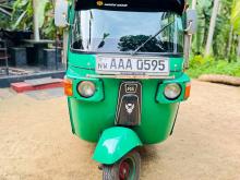 Bajaj 4 Stroke 2012 Three Wheel