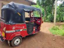 https://riyasewana.com/uploads/bajaj-4-stroke-25124912756.jpg