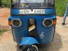 Bajaj 4 Stroke 2010 Three Wheel