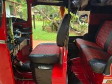 https://riyasewana.com/uploads/bajaj-4-stroke-25411186035.jpg